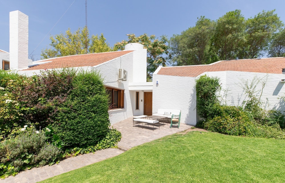 House photo 2