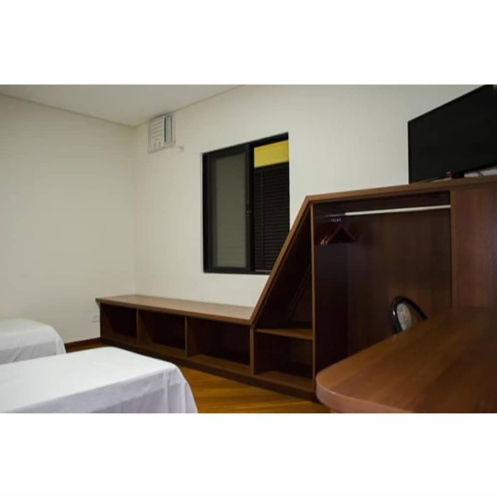Twin Room, 2 Twin Beds photo 2