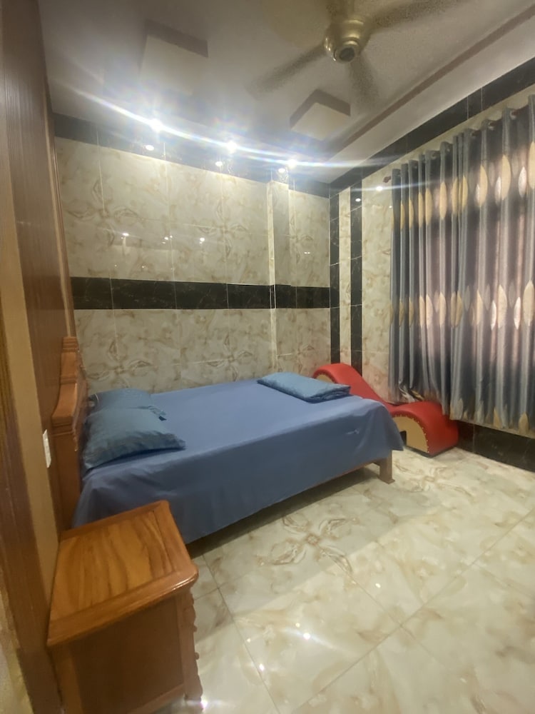 Basic Double Room Single Use photo 2