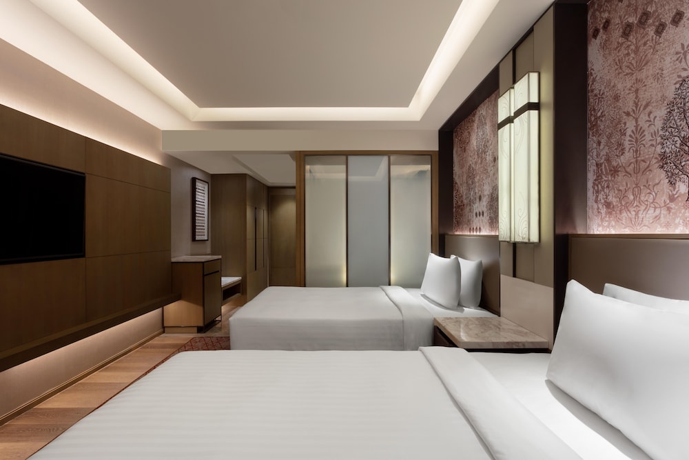 Executive Room, 2 Twin Beds - Photo 3