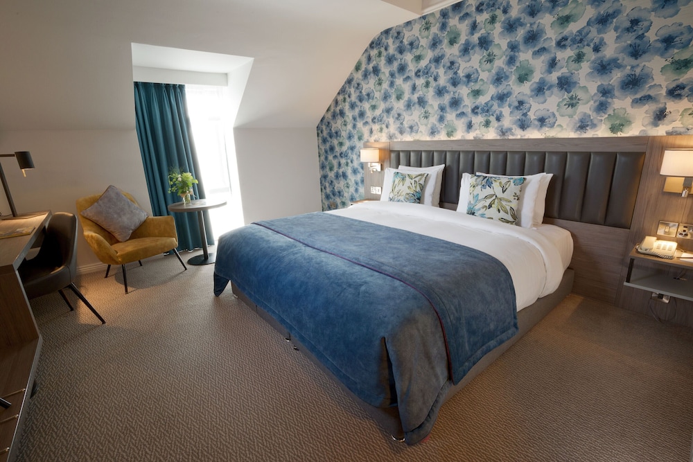 Classic Single Room, 1 Queen Bed - Photo 3