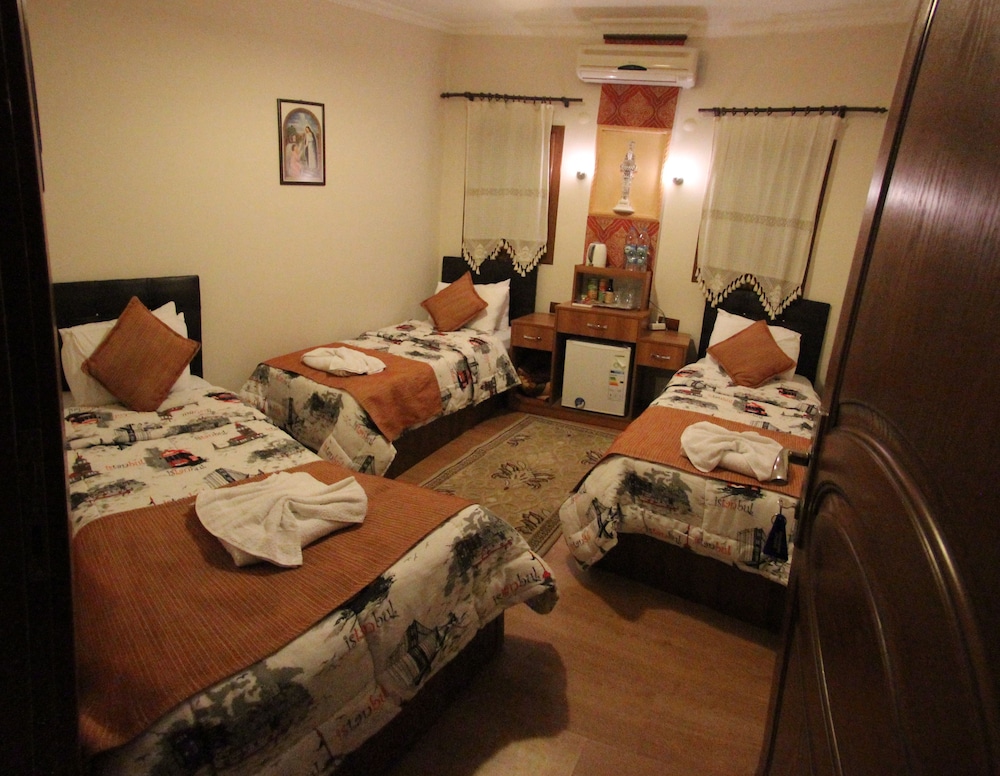 Triple Room photo 3