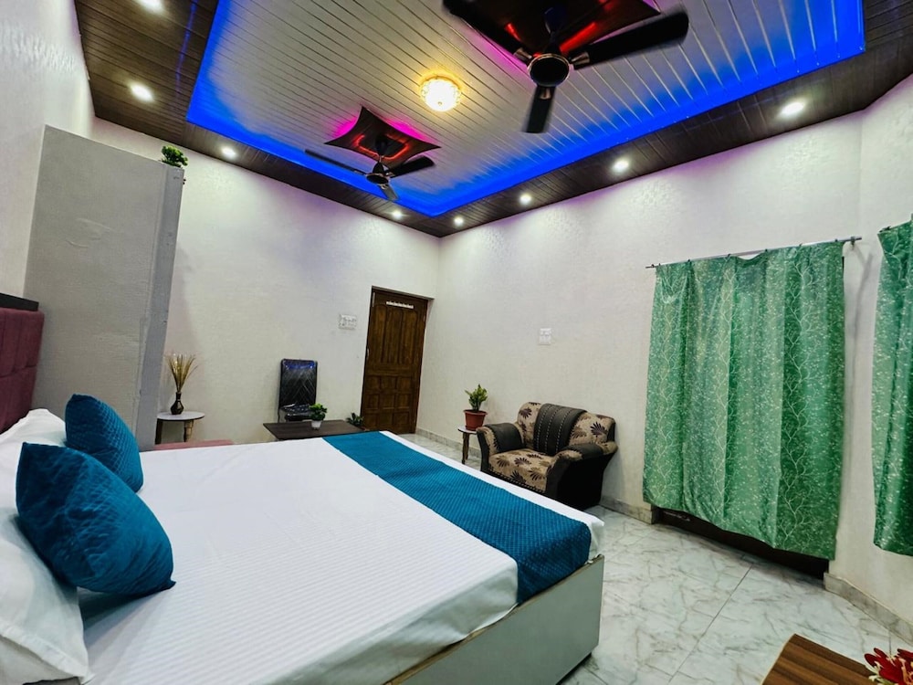 Luxury Quadruple Room, 4 Bedrooms, City View