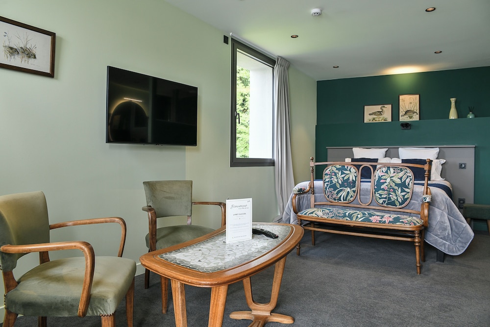 Double Room, Balcony, Lake View photo 3
