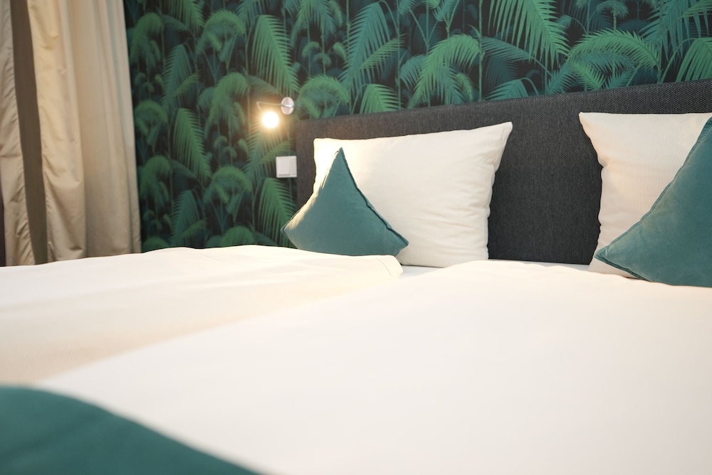 Twin Room - Photo 23