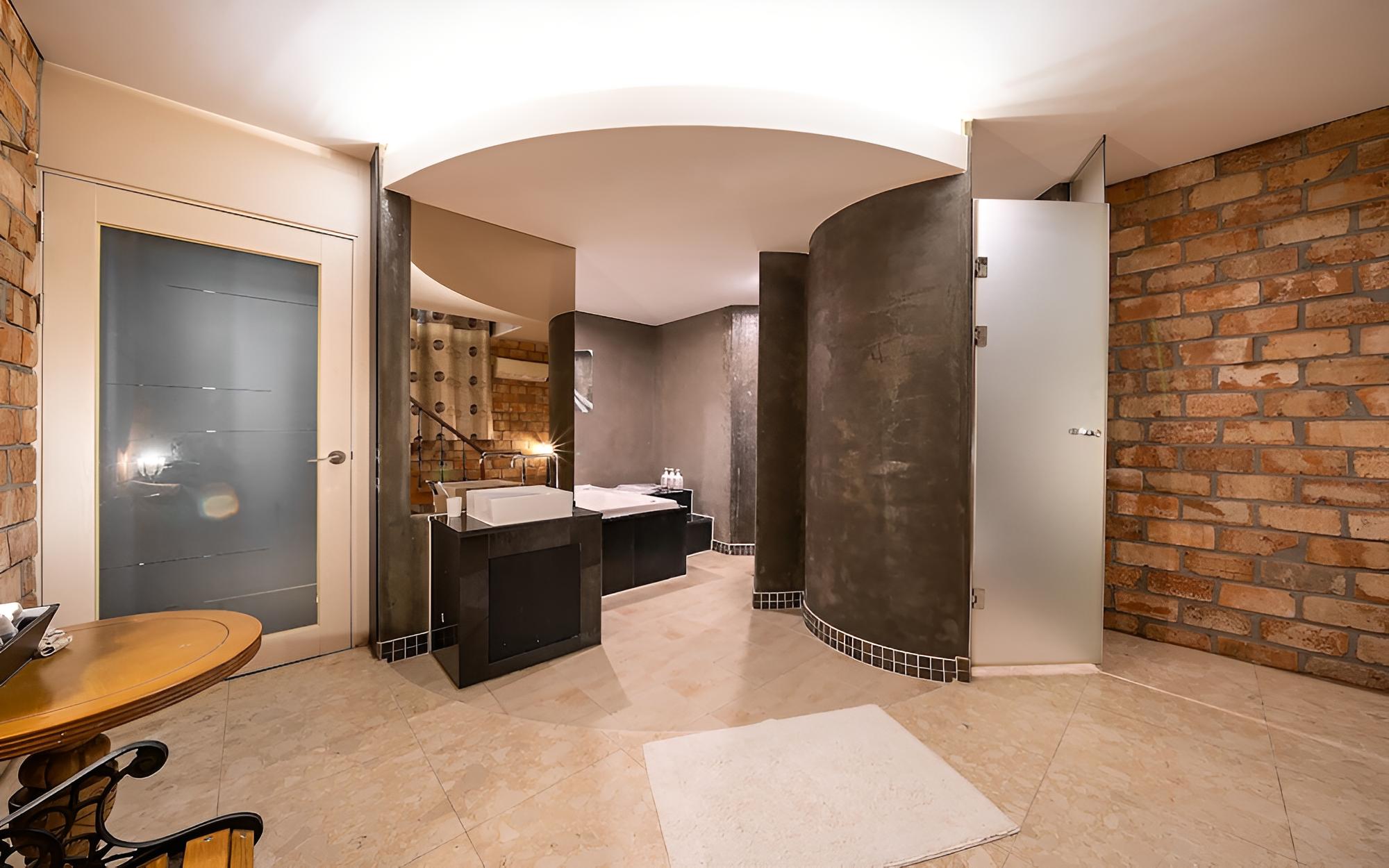Room (VIP-Duplex) - Photo 1