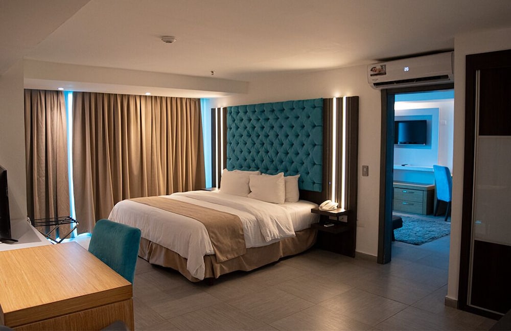 Superior Studio Suite photo 1