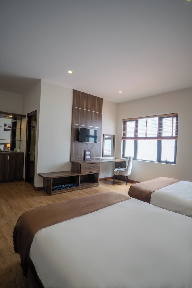 Superior Quadruple Room - Photo 7