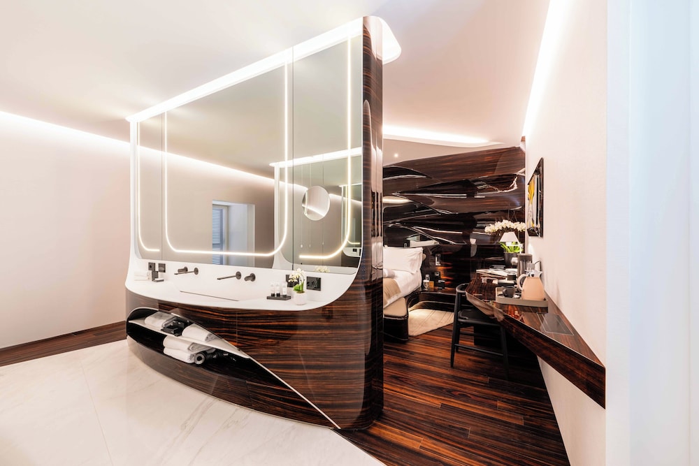Premier Suite