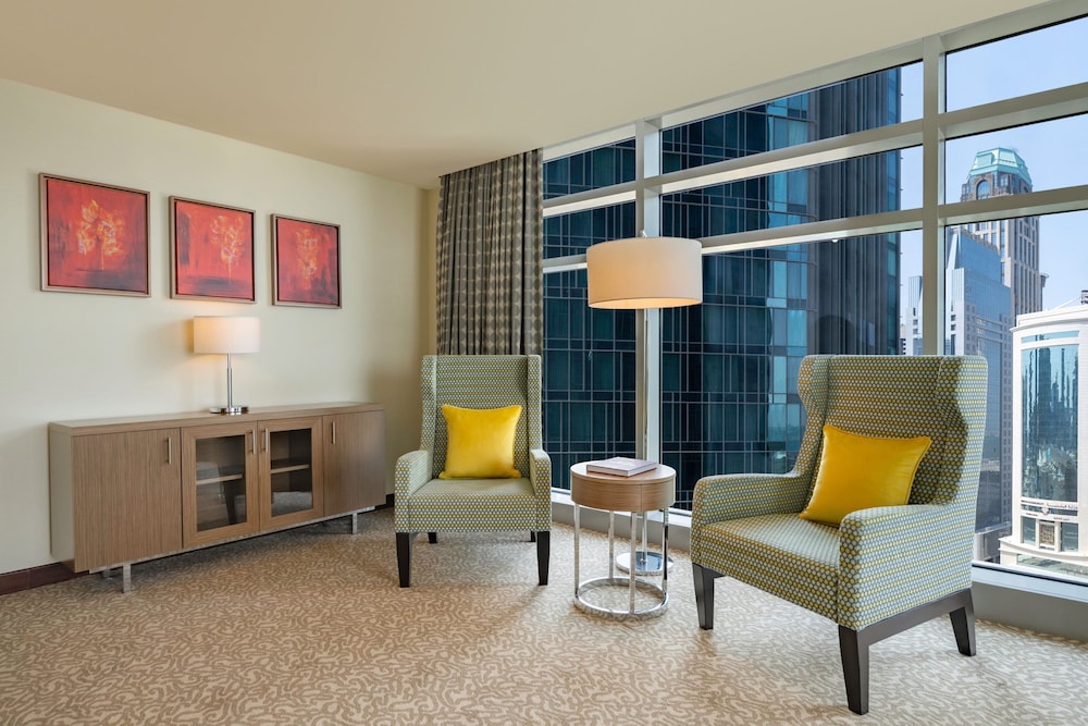 Junior Suite, 1 King Bed photo 2