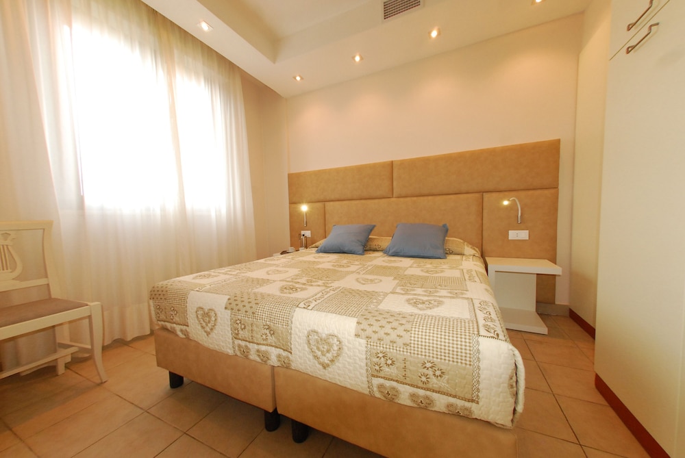 Luxury Apartment, 2 Bedrooms photo 3