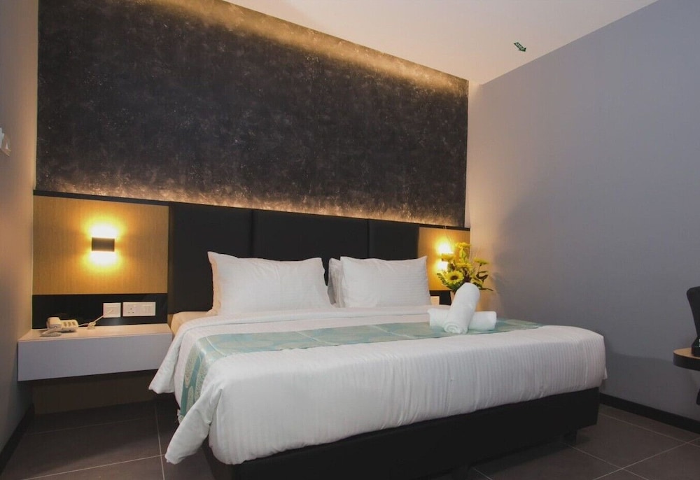 Standard Double Room, 1 King Bed photo 1
