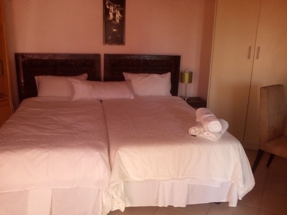 Economy Suite