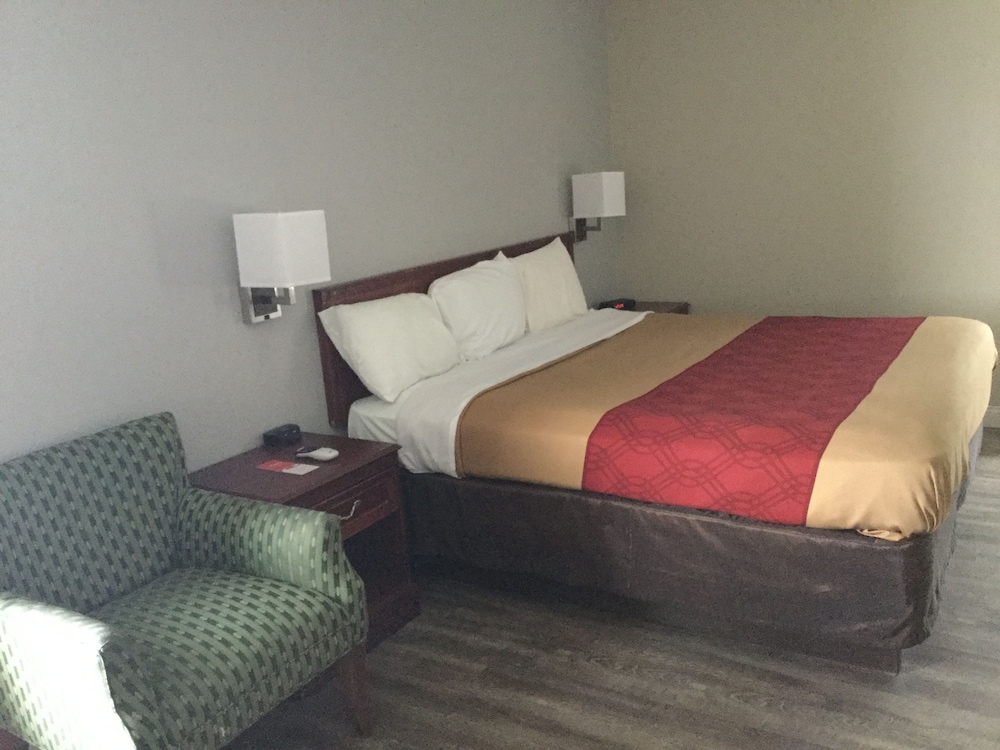 Room, 1 Queen Bed, Accessible, Non Smoking photo 2