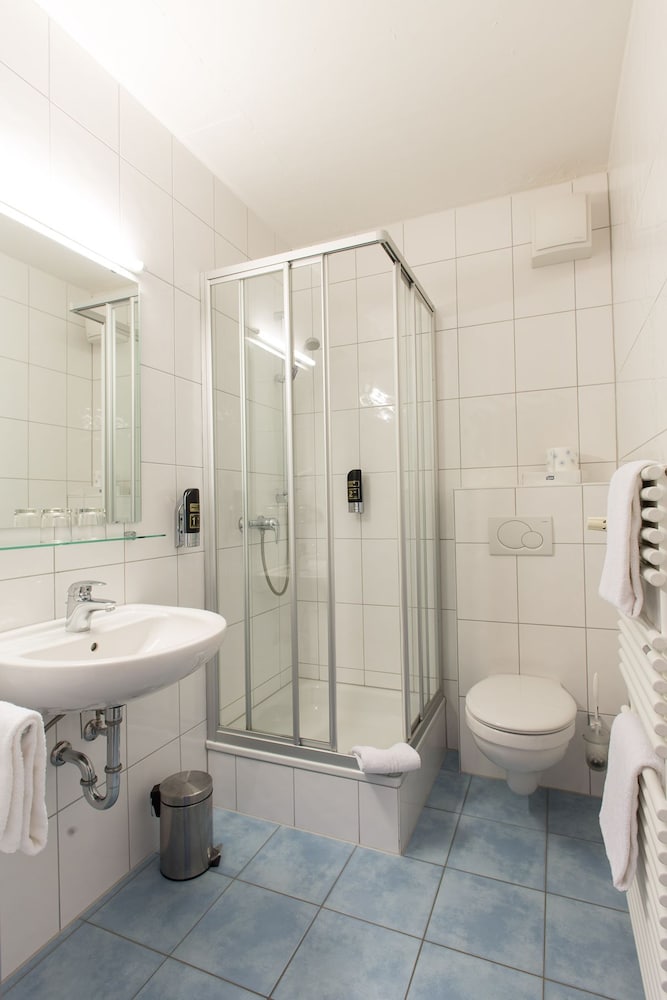 Superior Double Room, Balcony - Photo 3