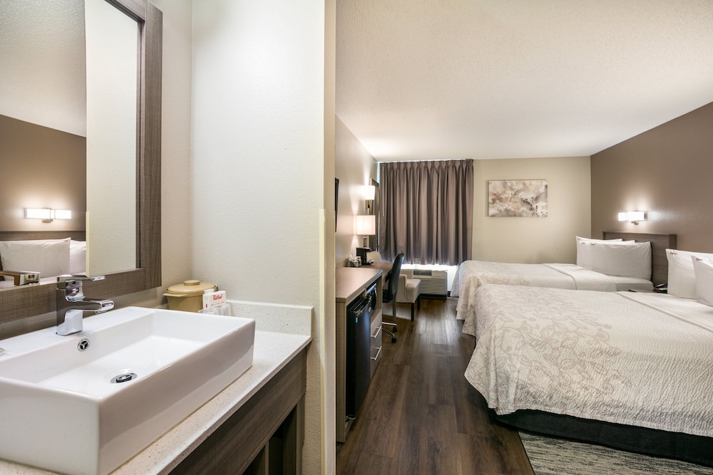 Deluxe Room, 2 Double Beds (Smoke Free) - Photo 5