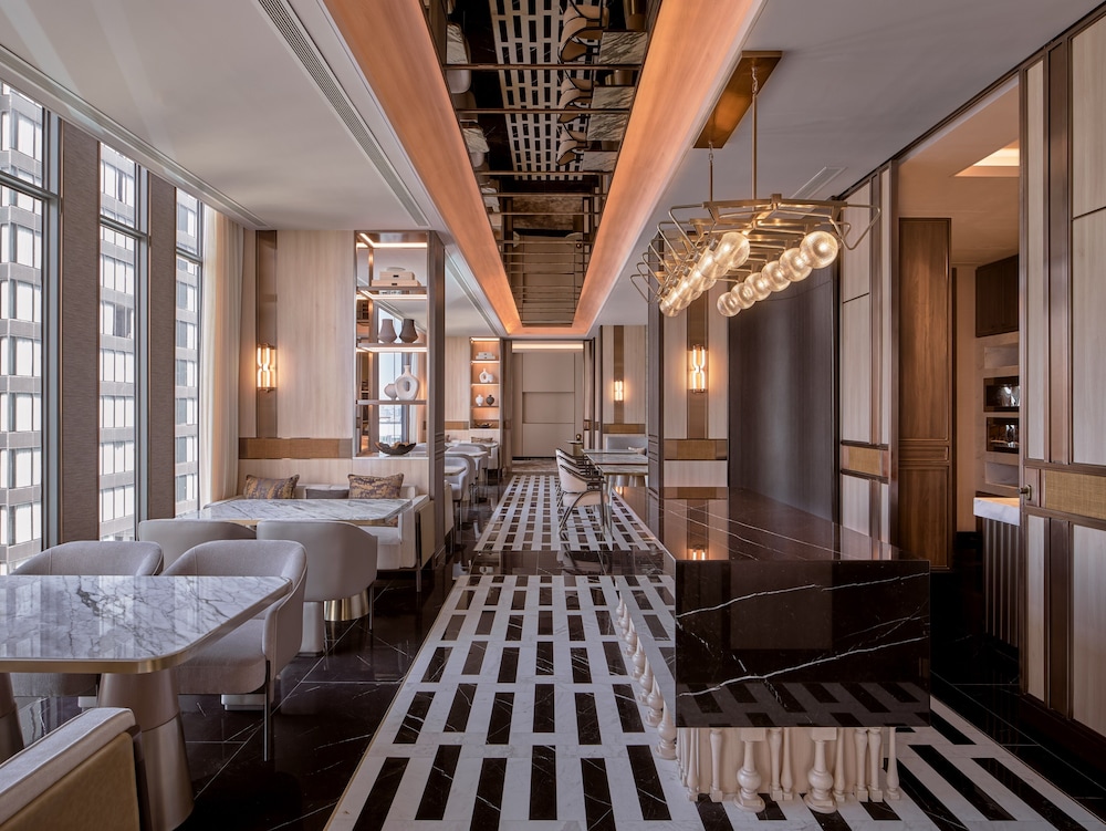 Suite, 1 Bedroom, Club Lounge Access (Dining) photo 2