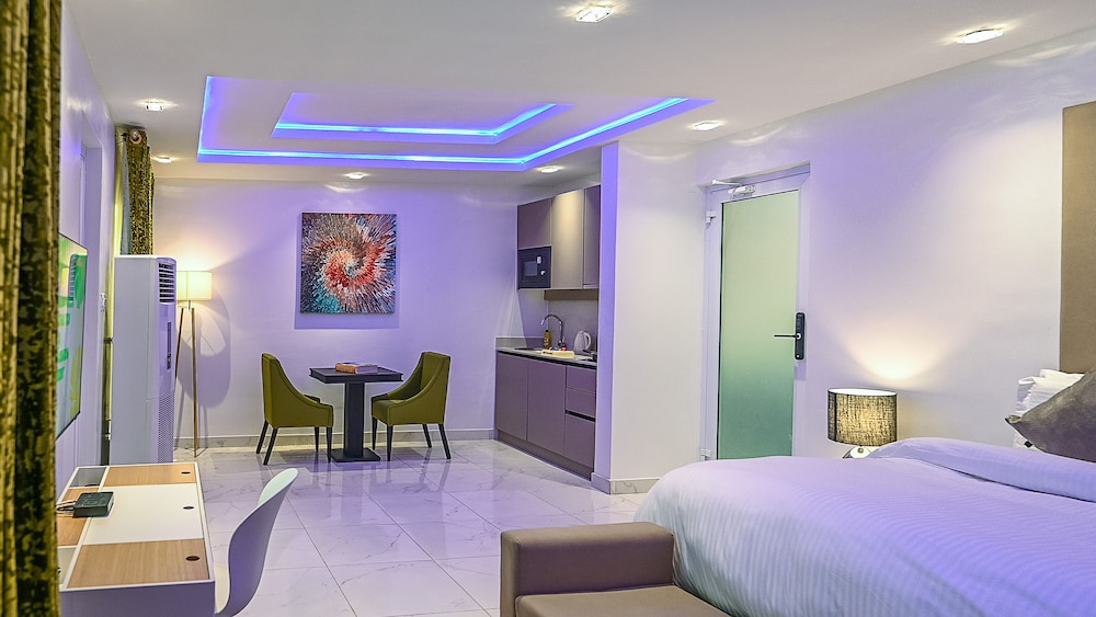 Executive Room - Photo 1