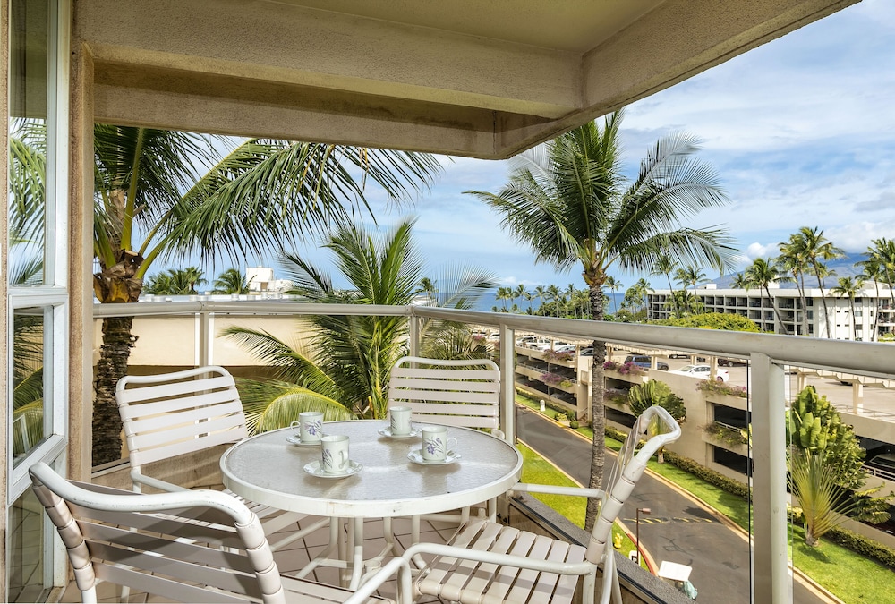 Condo, 2 Bedrooms, Partial Ocean View