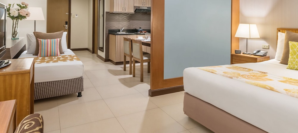 Premier Suite with Kitchen (2Adults Max)