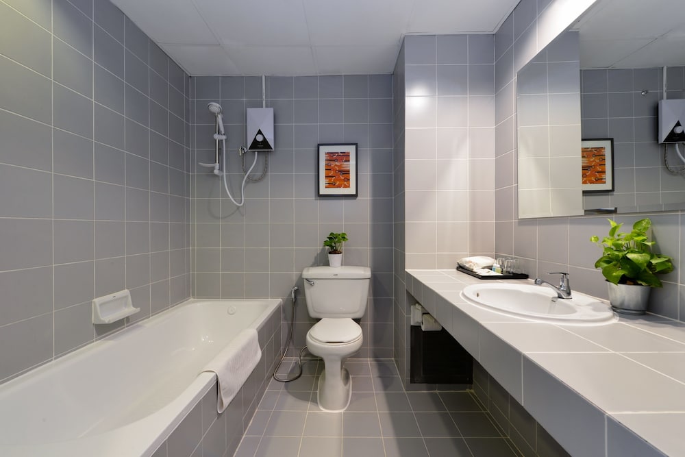 Superior Twin Room, City View photo 2