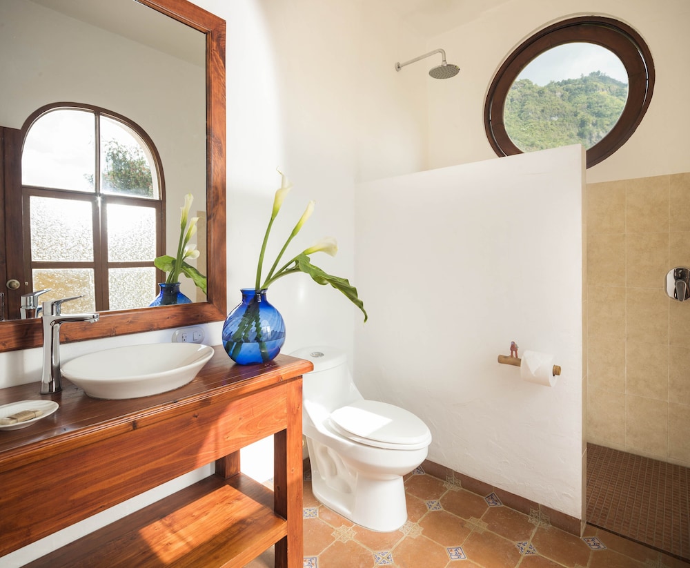 Double Room - Photo 6