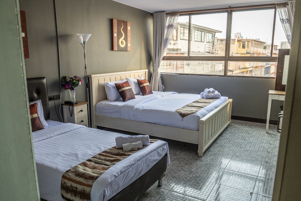 Grand Deluxe Room - River View