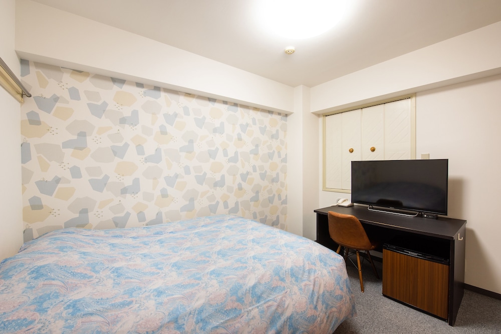 Standard Semi Double Room Non Smoking