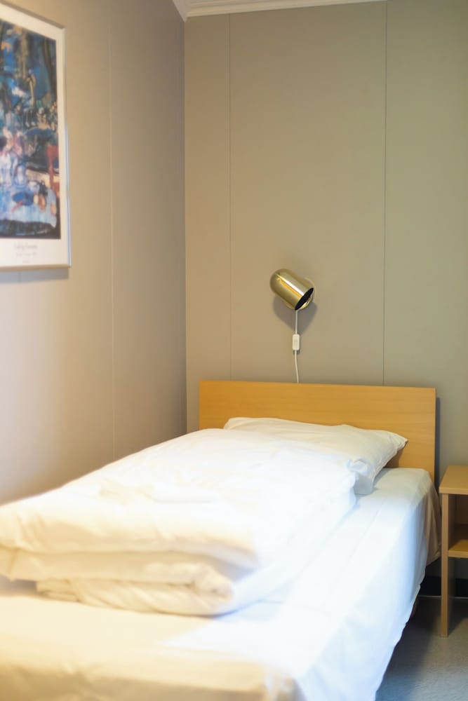 Basic Single Room photo 1