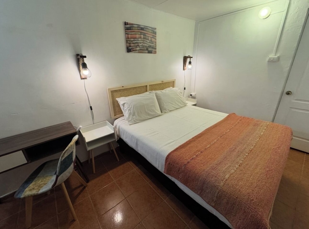 Economy Double Room photo 1
