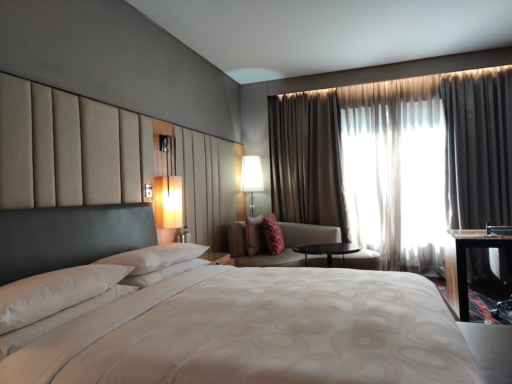 Club Room, 1 King Bed