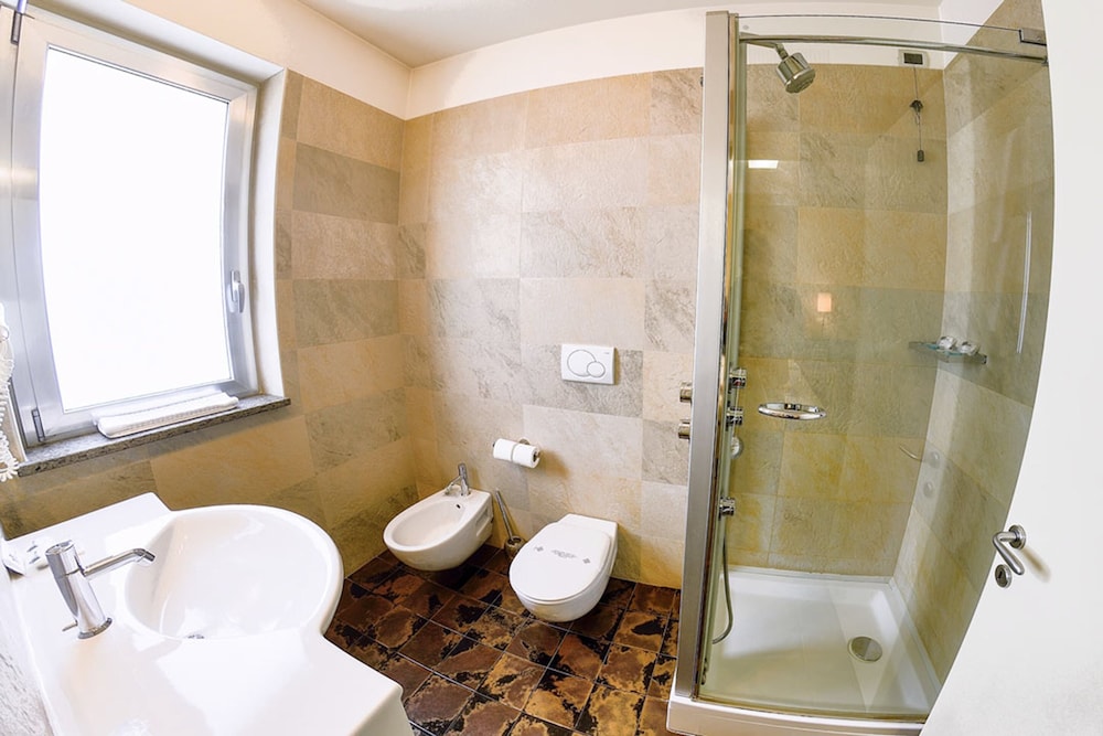 Double Room Single Use, Balcony - Photo 5