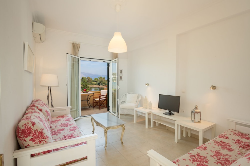 Apartment, 2 Bedrooms, Lake View (No2, No3)