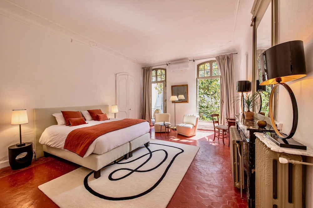 Deluxe Double or Twin Room, Courtyard View