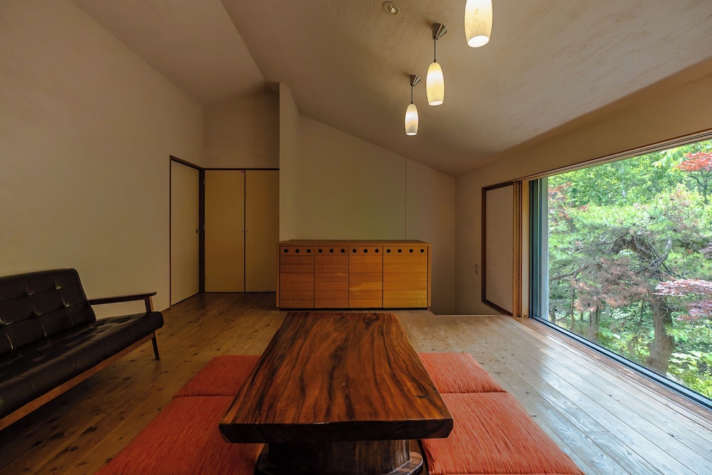 Classic Suite, 2 Bedrooms, Private Bathroom, Mezzanine