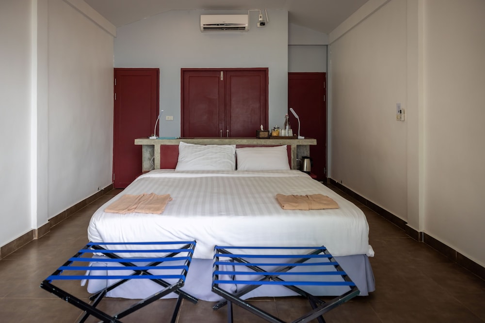 Deluxe Bungalow, 1 Bedroom, Pool View photo 1