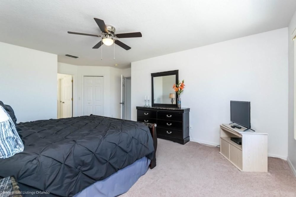 House, Multiple Beds (Pool 5 bed with spa and games room)