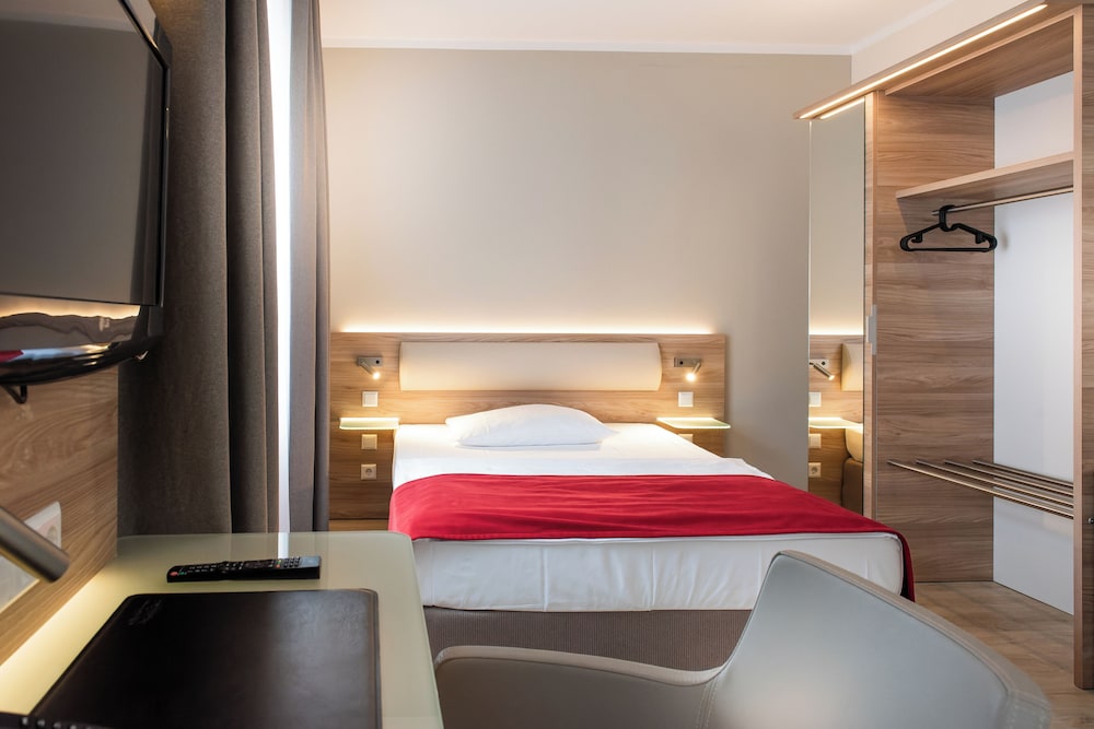 Business Single Room photo 3