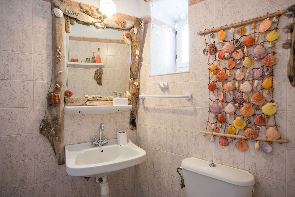 Triple Room - Photo 29