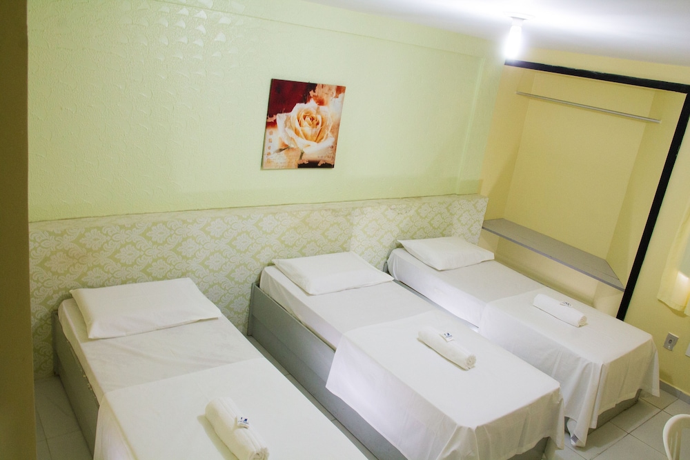 Standard Triple Room photo 2