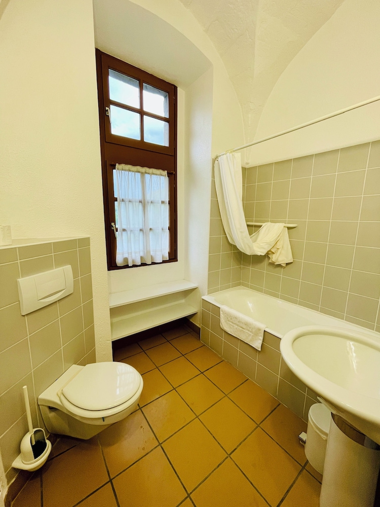 Standard Double Room, River View photo 3