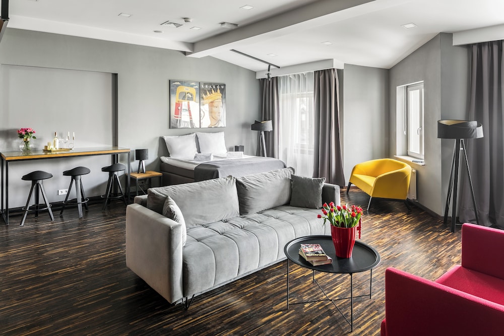 Grand Studio Suite photo 1