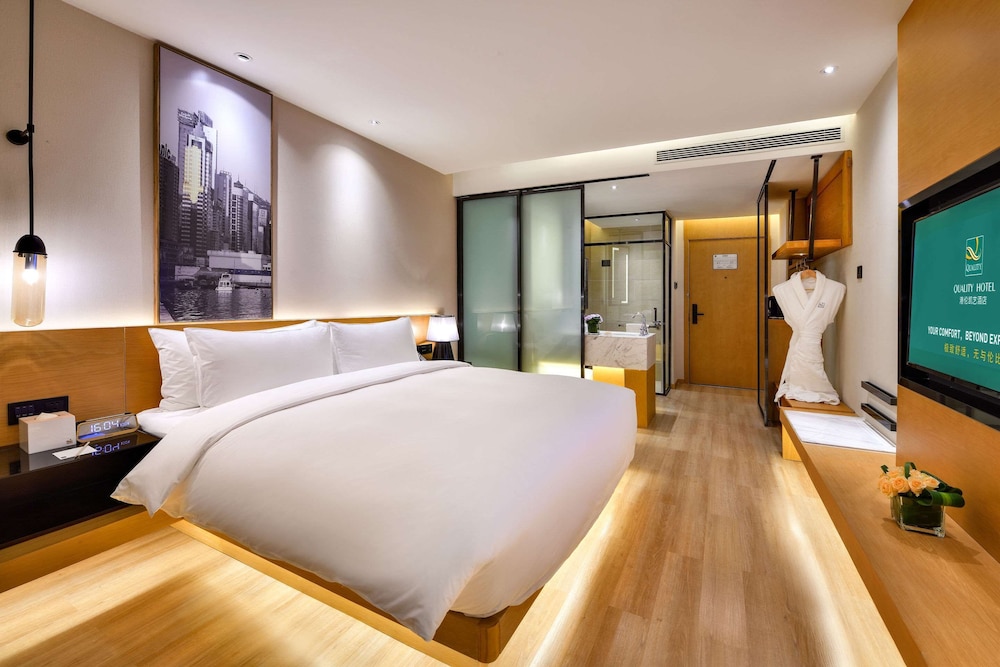 Standard Room, 1 King Bed, Non Smoking