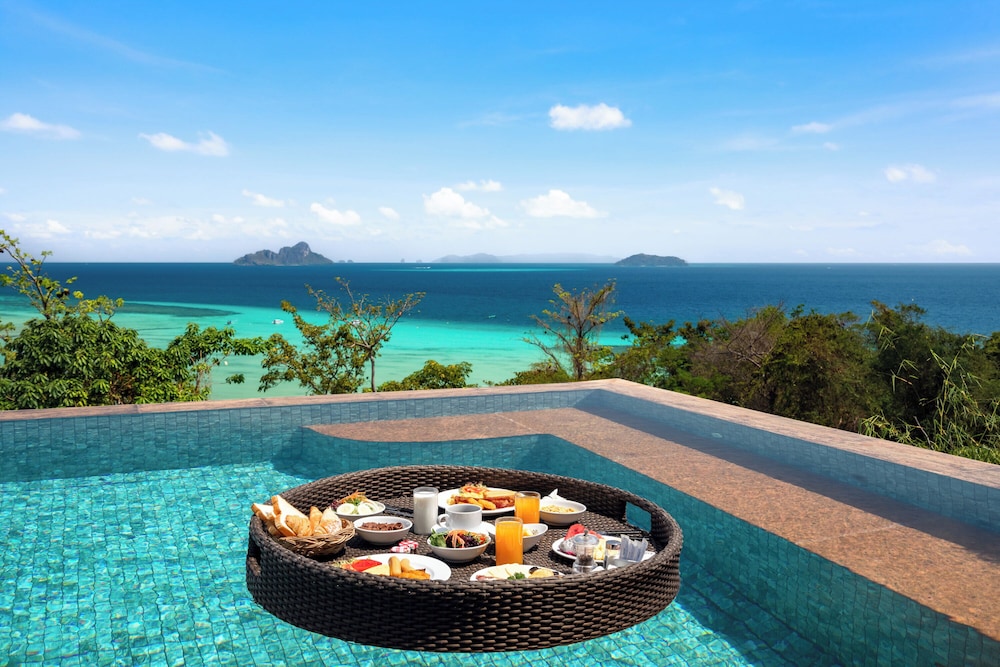 Villa, Ocean View (Hillside,Pool) photo 2