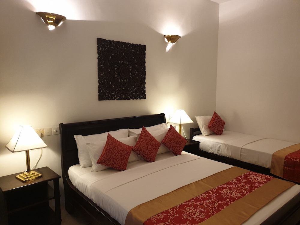 Superior Triple Room photo 3
