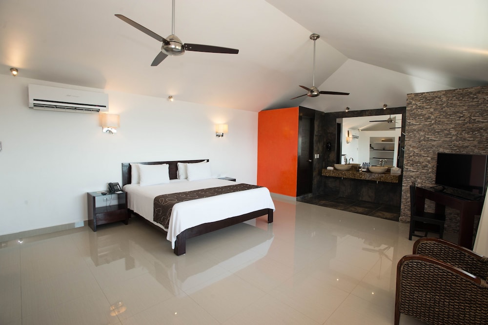 Single Room, Partial Ocean View (Cabanas Vision) - Photo 1