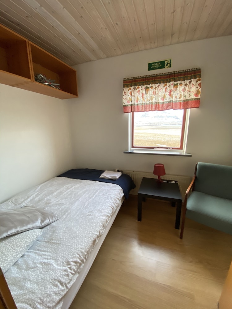 Economy Single Room, Shared Bathroom