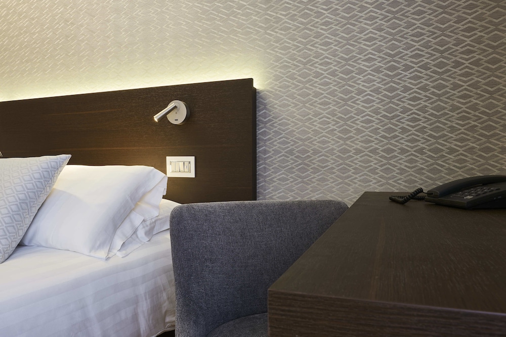 Classic Double or Twin Room photo 2
