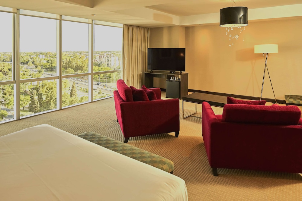 Junior Suite, 1 King Bed