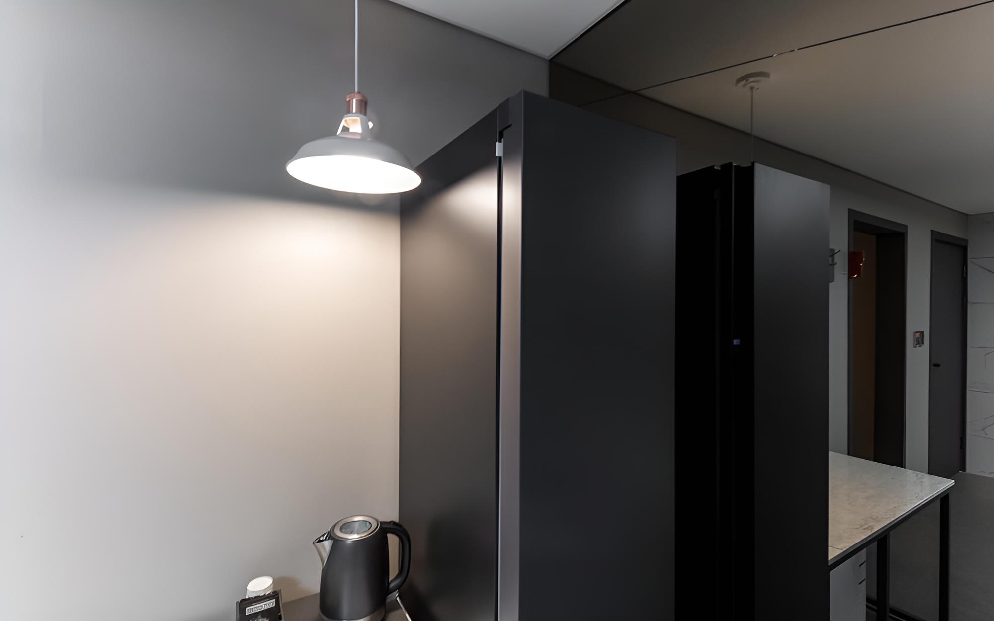 Room (VIP (Netflix available air purifier s) - Photo 8